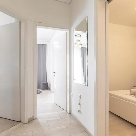 Houseloft Rotunda Escape